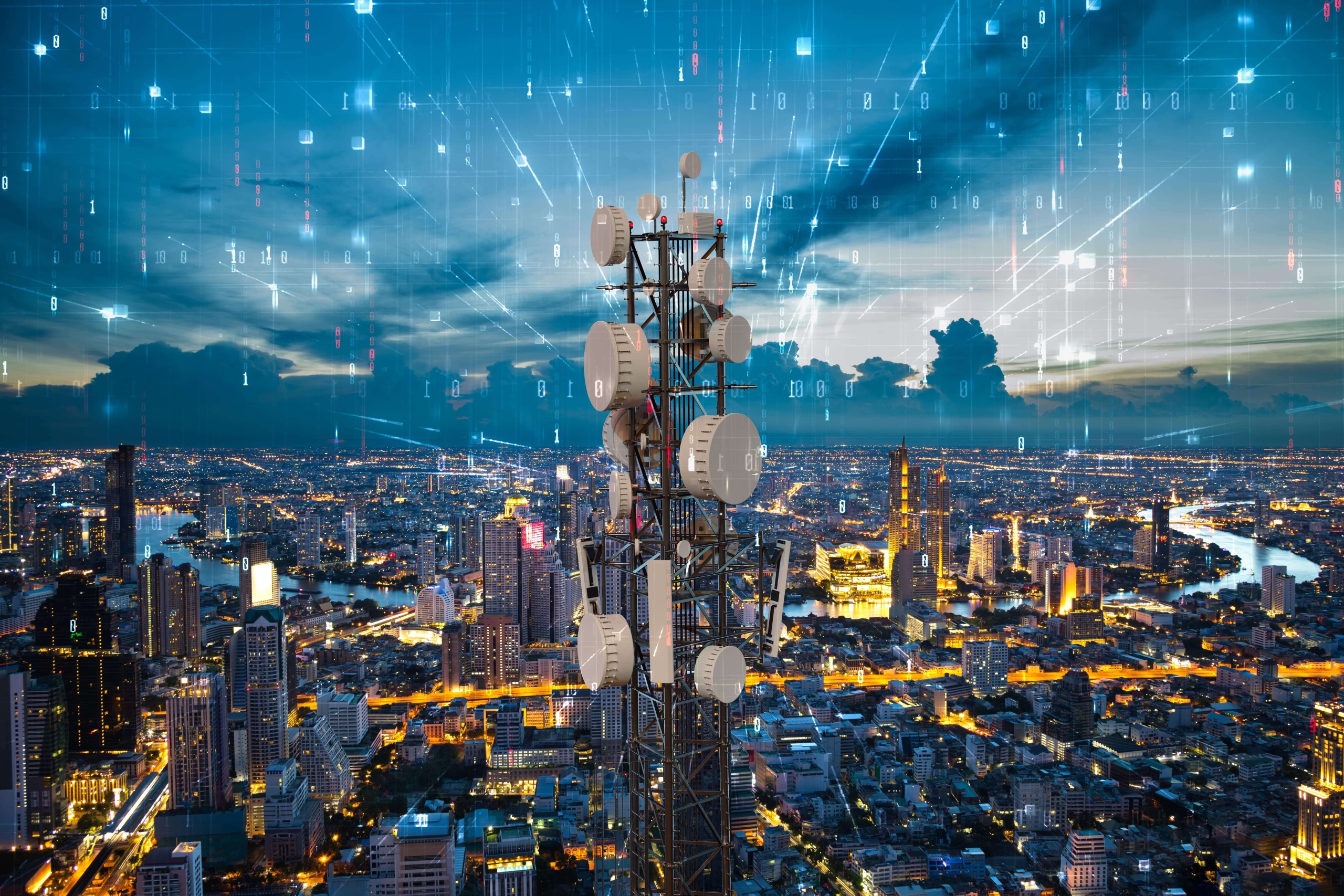 telecommunication-tower-with-5g-cellular-network-antenna-night-city-background-digital-big-data-concept-min-min-1-scaled